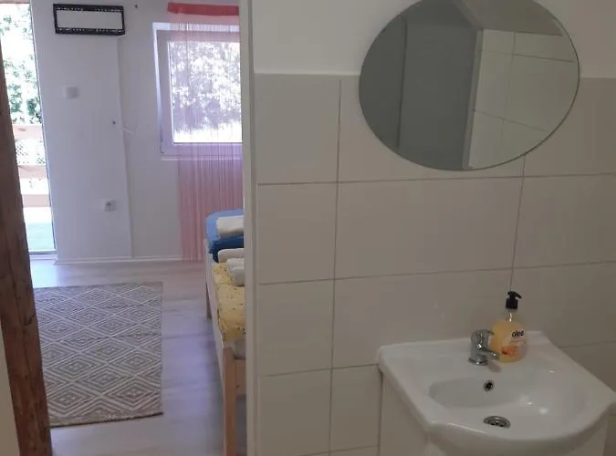 Mirella Apartament *