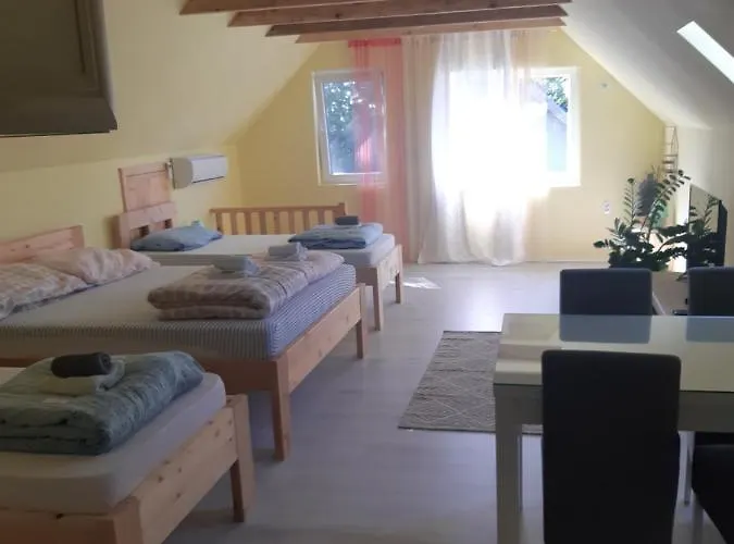 Mirella Apartament *