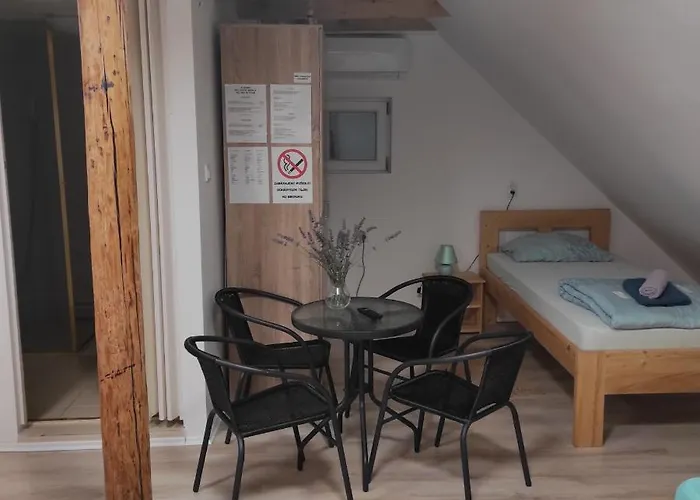 Mirella Apartament *